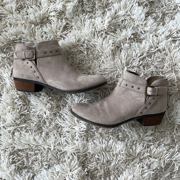 Abound grey studded faux suede booties - Picture 1 of 9